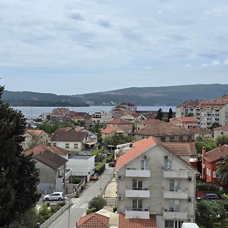Jovanovic Apartment Tivat Bagian luar foto
