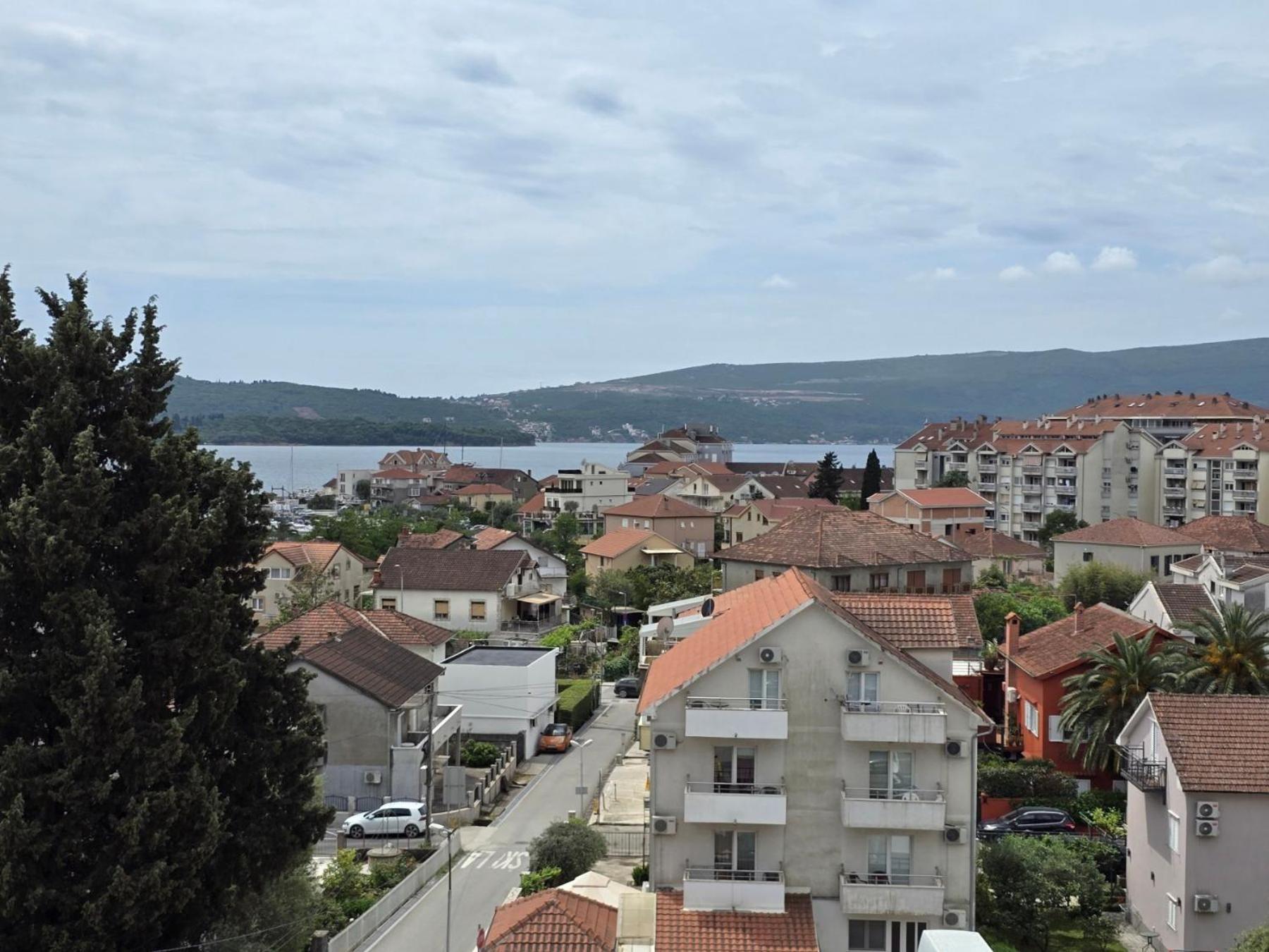 Jovanovic Apartment Tivat Bagian luar foto